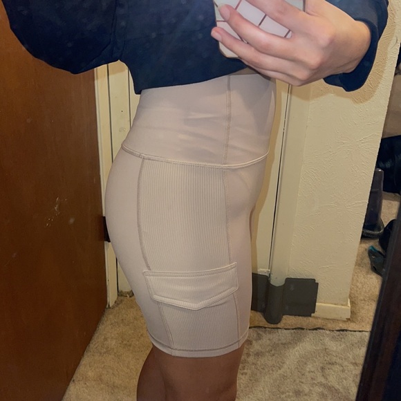 AERIE OFFLINE Goals Ribbed 7" Cargo Pocket Bike Short Sz M - Picture 9 of 10